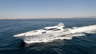 29m Sanlorenzo motor yacht JICJ joins market 29m Sanlorenzo motor yacht JICJ joins market